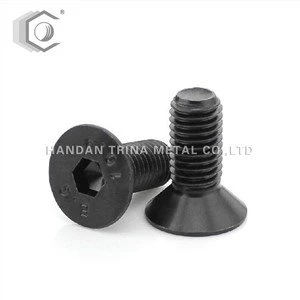DIN7991 Csk kuusiokolopultti